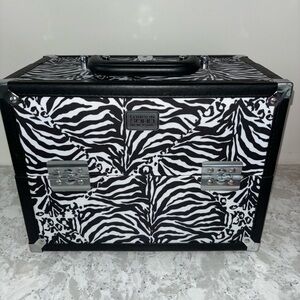 Soho Black and White Makeup Organizer